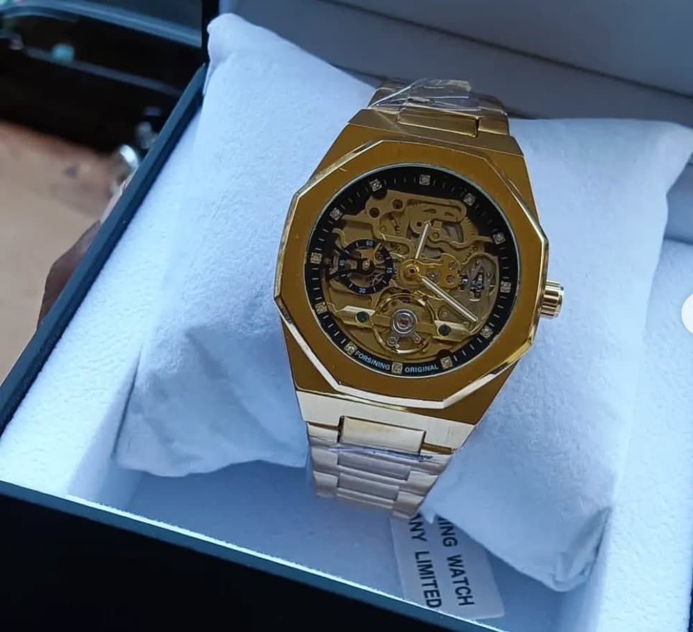 Model L watch angle three